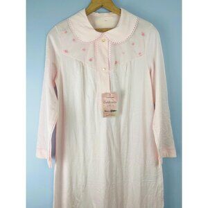 Vintage NWT Shadowline Cuddlemere Nightgown with Embroidered Detail, Size Small